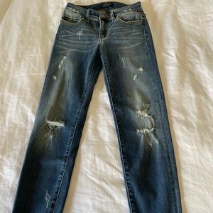 Judy Blue Women’s Mid-rise Distressed Relaxed Fit Jeans